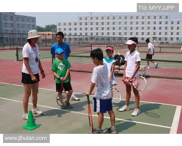 深圳网球队耐力表现数据分析揭示运动员训练与比赛的深层关系