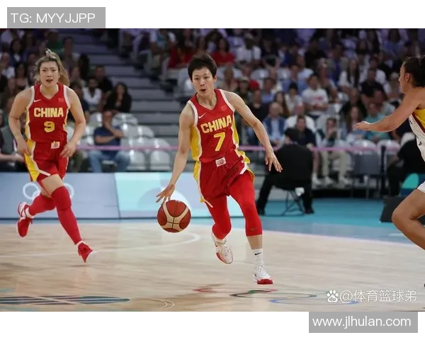 赛后分析：北京篮球队与广州篮球队在比赛中的战术灵活性对比