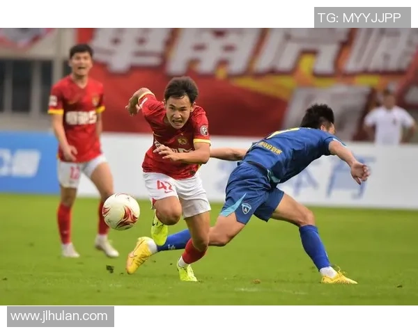 赛后分析南京排球队与广州排球队的默契配合与战术执行情况